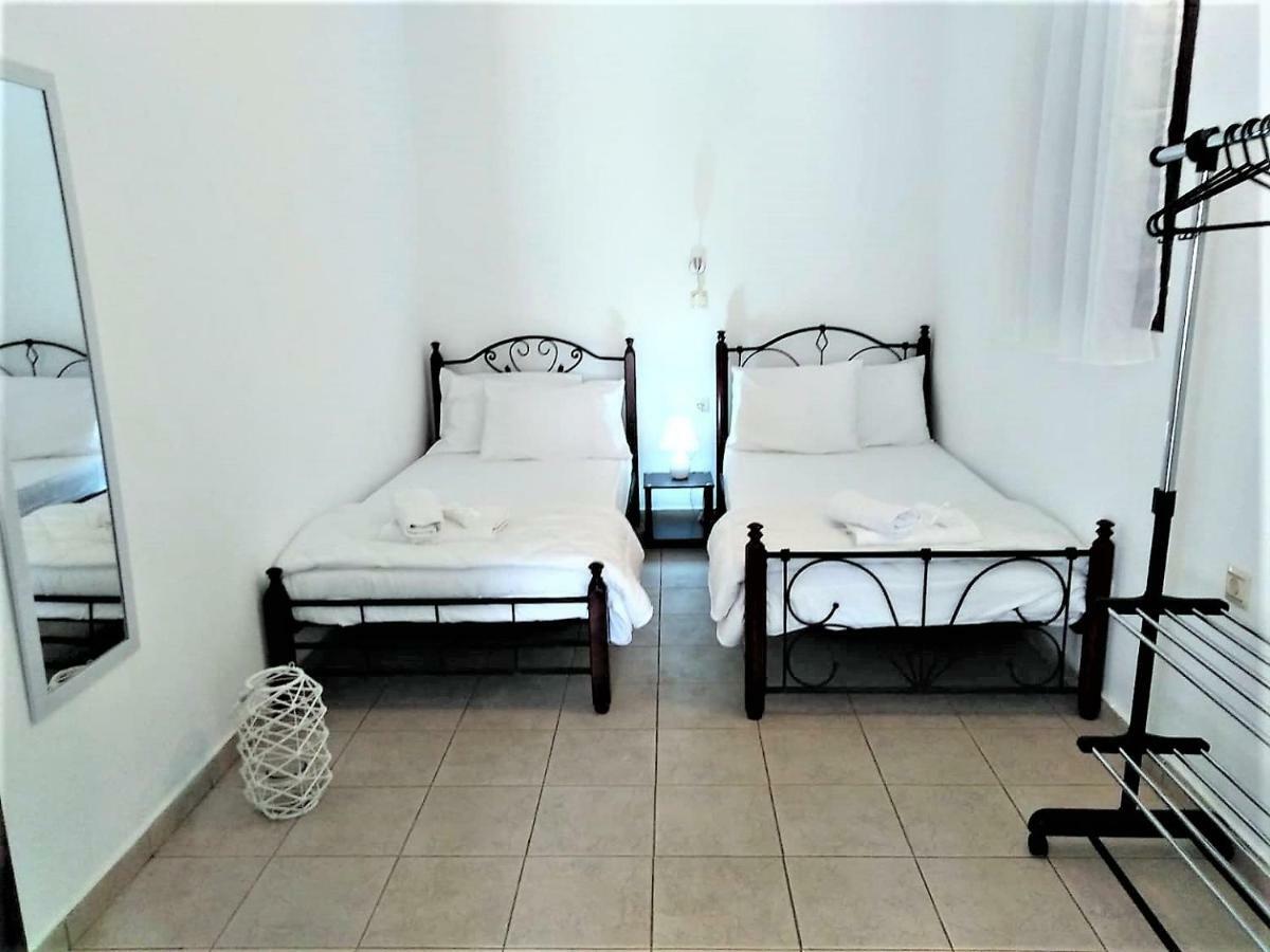 Gompos Apartment - Cozy Apartment Next To The Sea - Amazing Sea View Сими Екстериор снимка